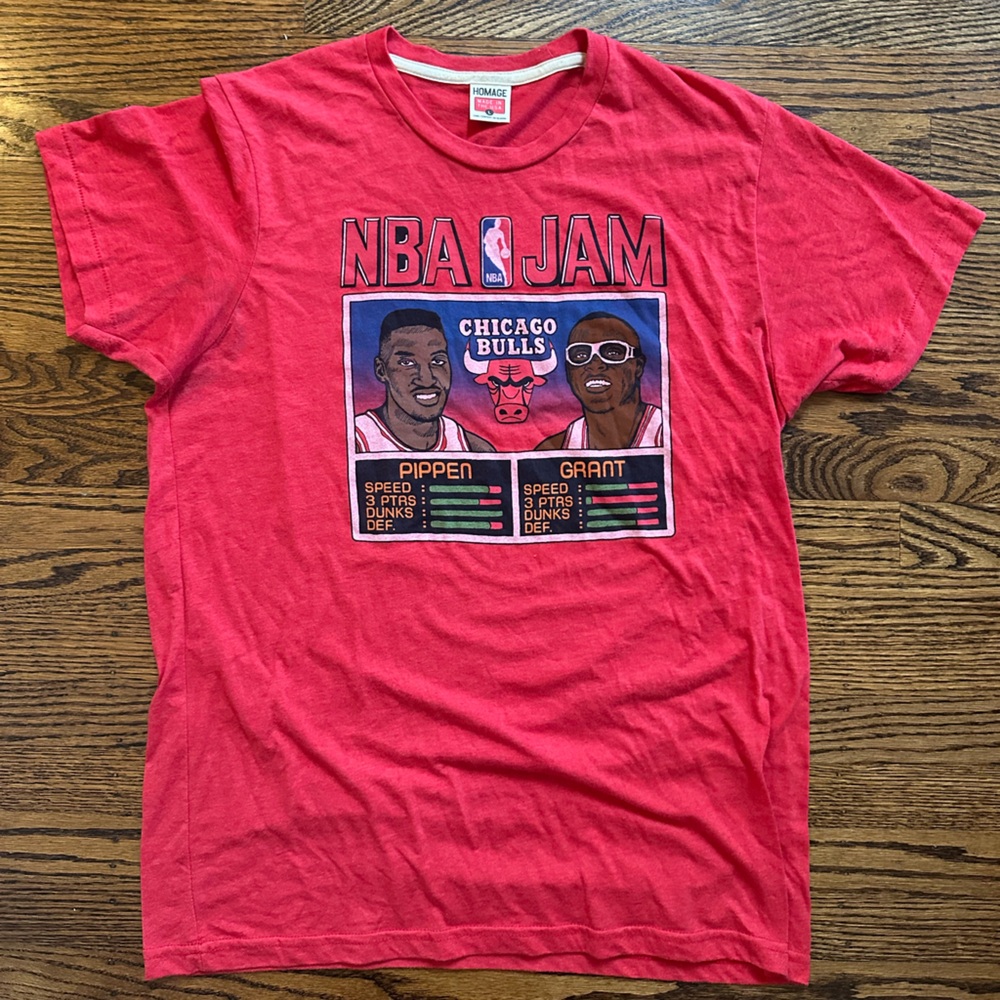 NBA Red Chicago Bulls Graphic Tee